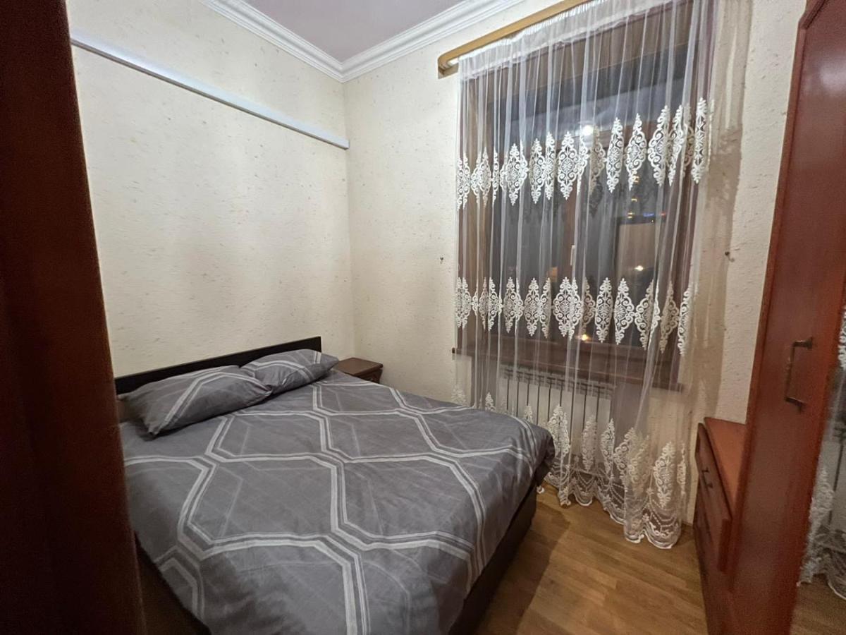 Comfy Apartment On Amiryan Street,Near Republic Squere Yerevan Exterior photo